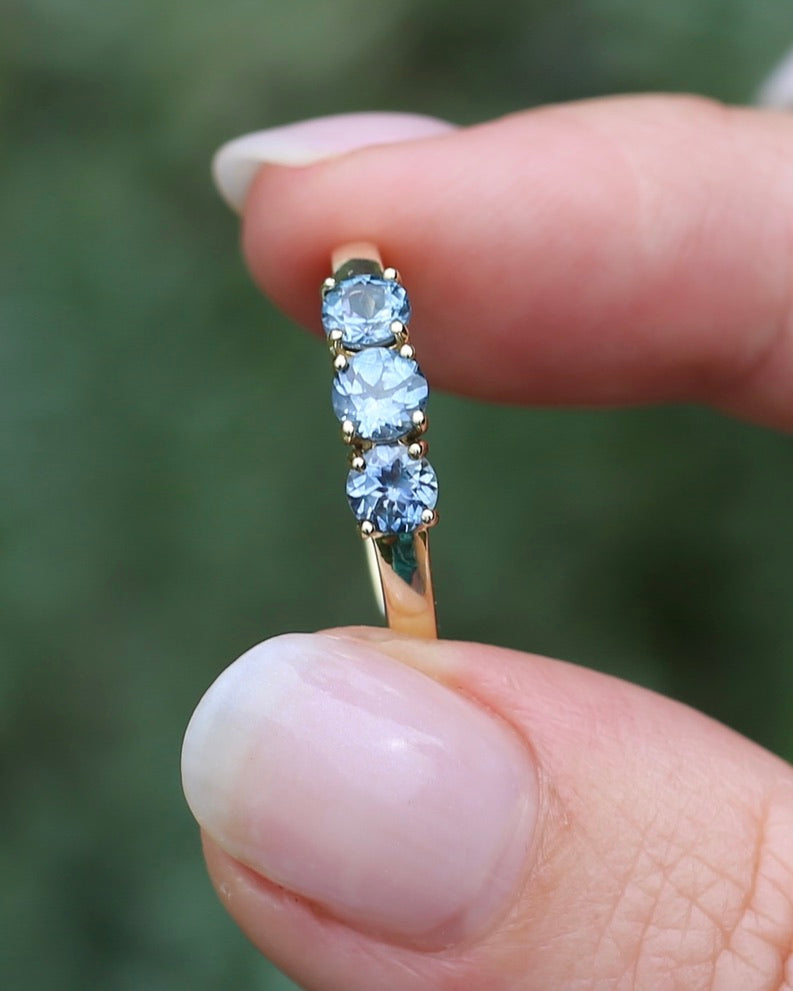 1.5ct Pale Cornflower Blue Parti Trilogy, Claw Set 9ct Yellow Gold, size Q or 8.25, 2.17g