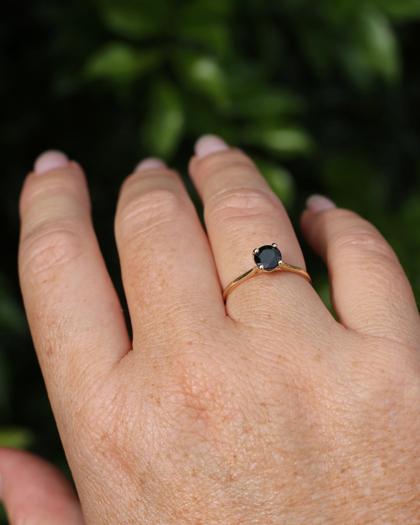 0.72ct Natural Dark Green Tsavorite Garnet, 10ct Yellow Gold, size P or 7.75, 1.53g