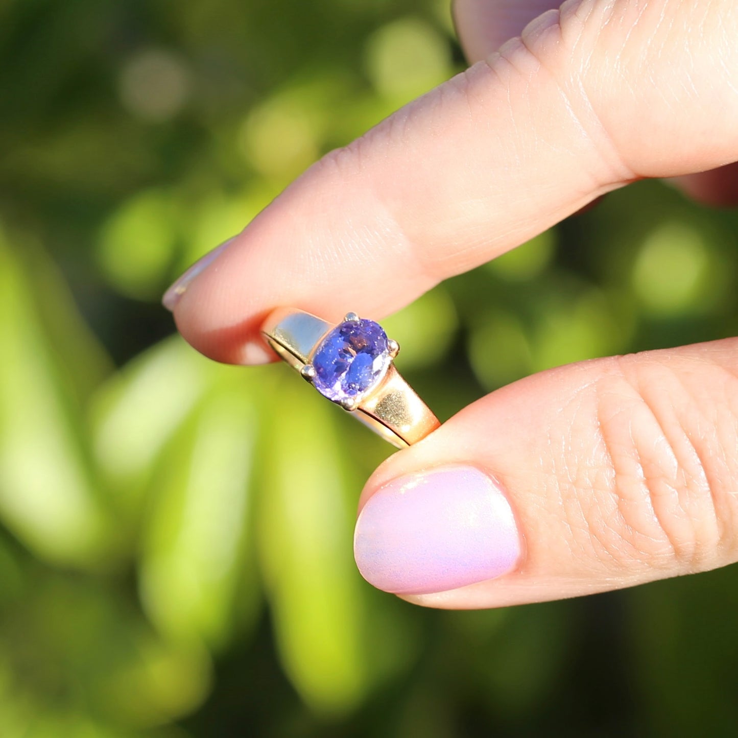 1.25ct Oval Tanzanite Ring, 14ct Yellow Gold, size N or just over 6.5