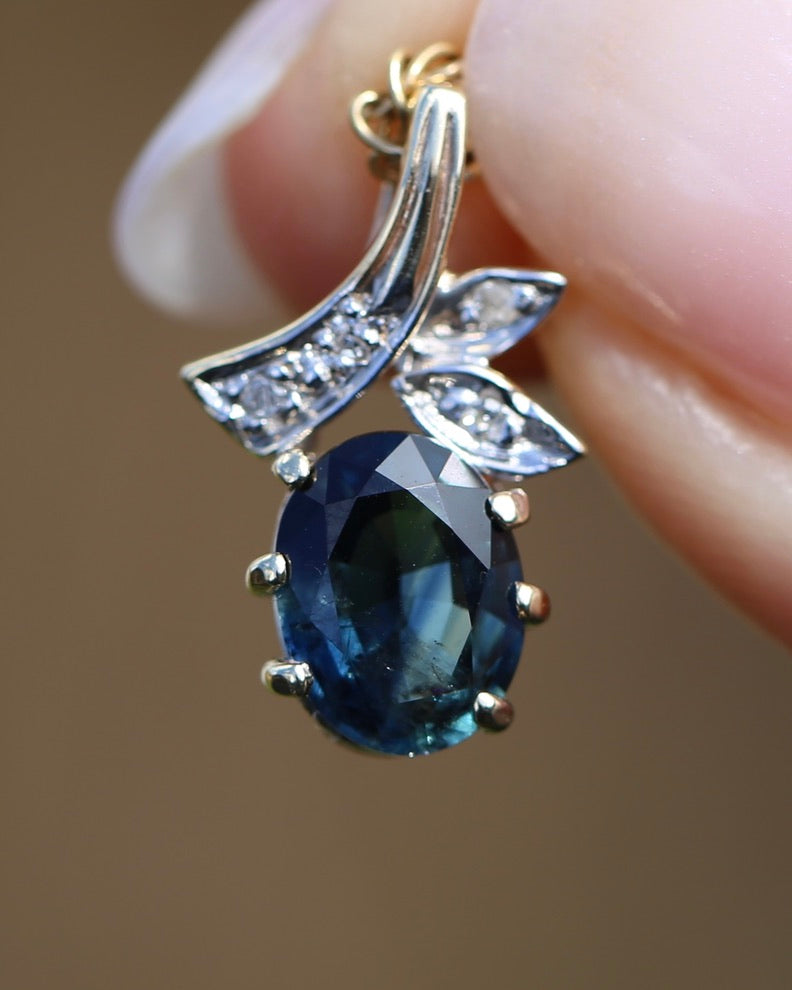 Approx 1.2ct Natural Sapphire and Single Cut Diamond Pendant, 1.1g