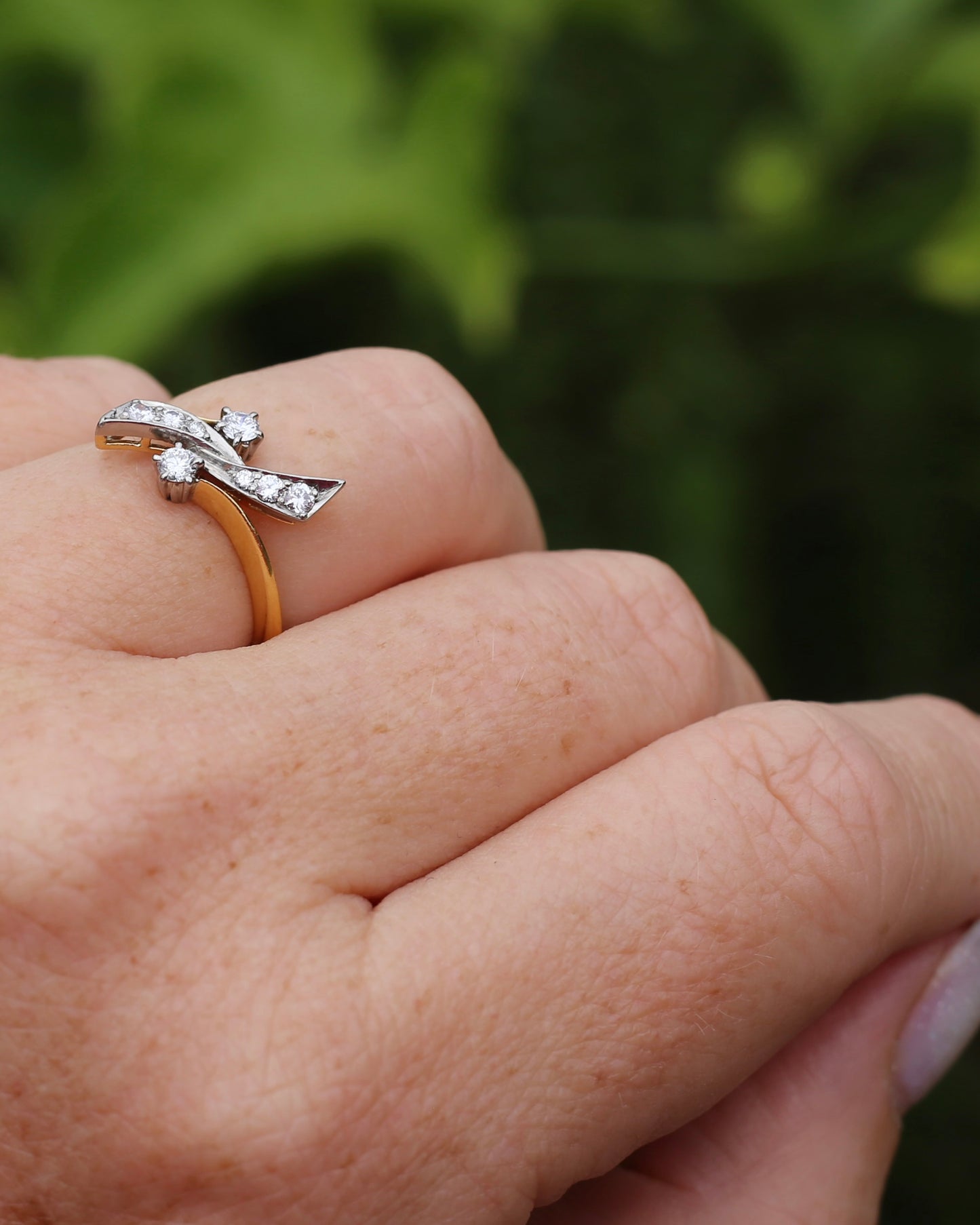 Antique Circa 1910 "Belle Epoque Toi et Moi" Asymmetric Diamond Bow Ring, 18ct Yellow Gold and Platinum, size L1/2 or 6, 3.62g