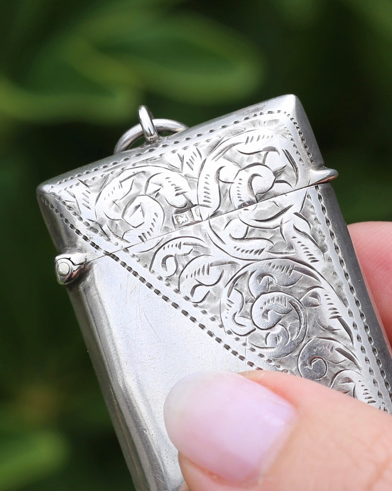 Antique 1898- 1899 Silver Vesta Case, With Leaf Design, initials FK 24.8g