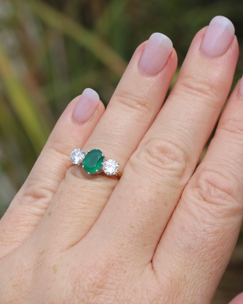 1988 Made Green and White Stone Trilogy, 9ct Yellow and White Gold, size L or 5.75, 2.23g
