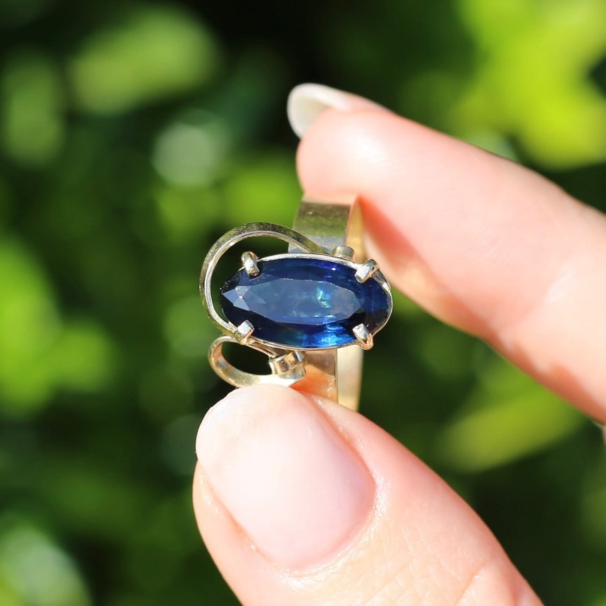 1980s 4ct Australian Parti Sapphire Retro Ring, 9ct Yellow Gold, size X or 11.5 (easily sizeable) with valuation