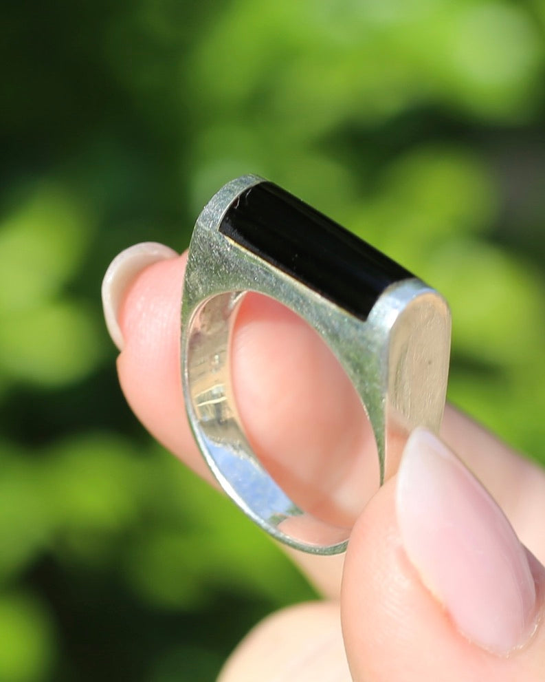 Curved Onyx and Silver Ring, Sterling Silver, Size V1/2 or 10.75, 8.4g