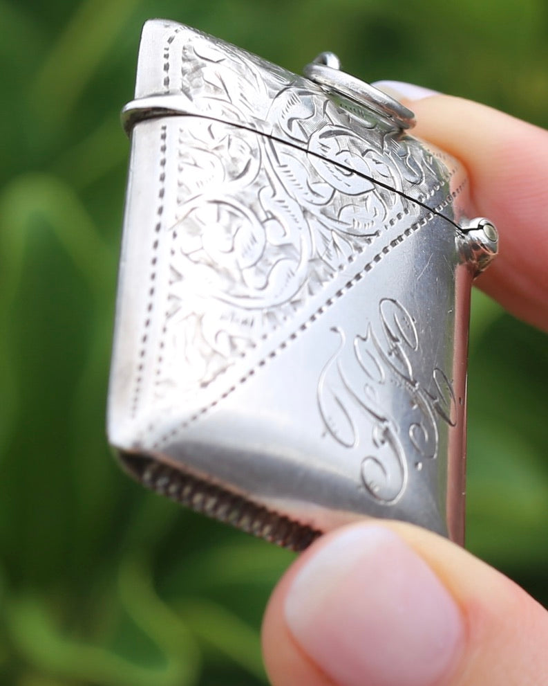 Antique 1898- 1899 Silver Vesta Case, With Leaf Design, initials FK 24.8g