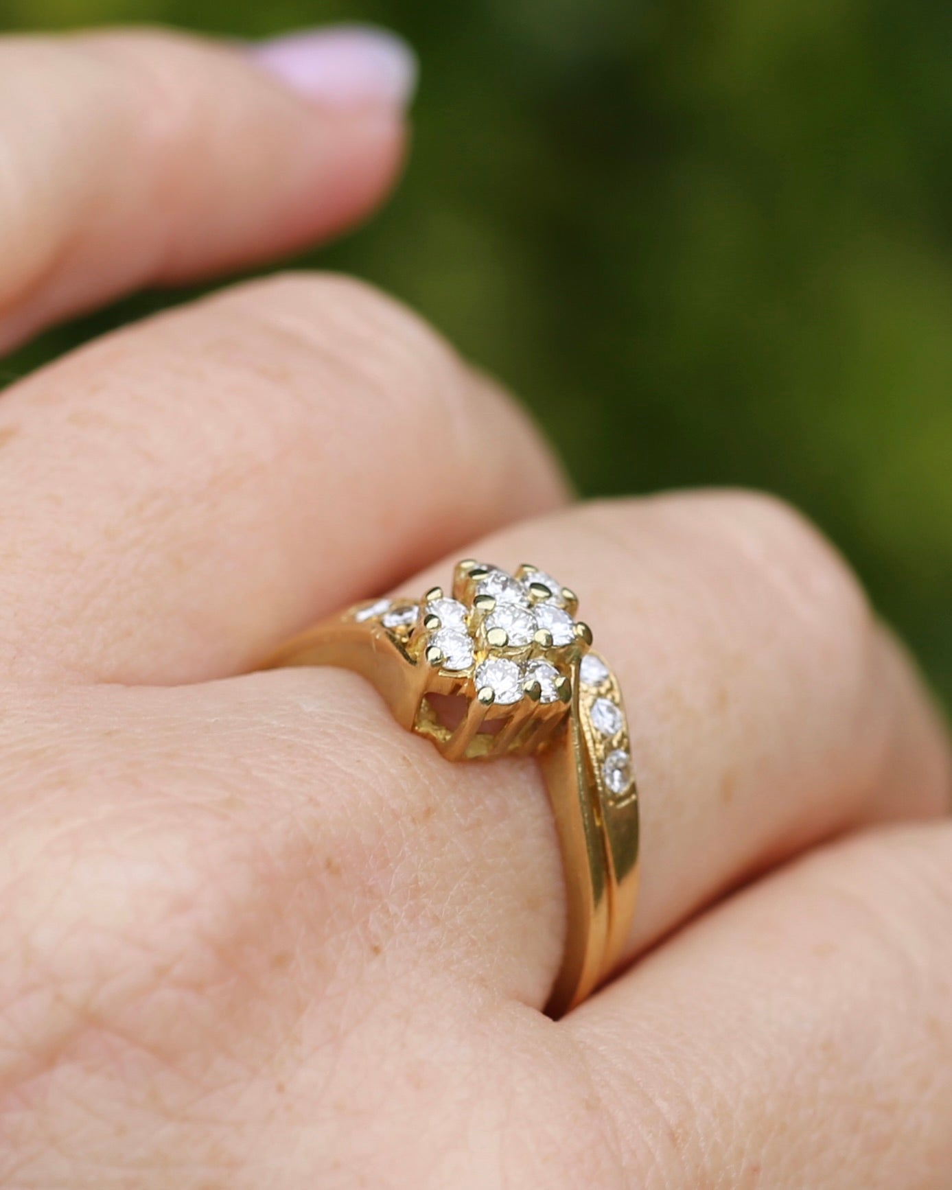 Circa 1970s Transitonal Brilliant Cut Diamond Ring, 18ct Yellow Gold Cluster Ring, size S or 9, 6.4g, with valuation