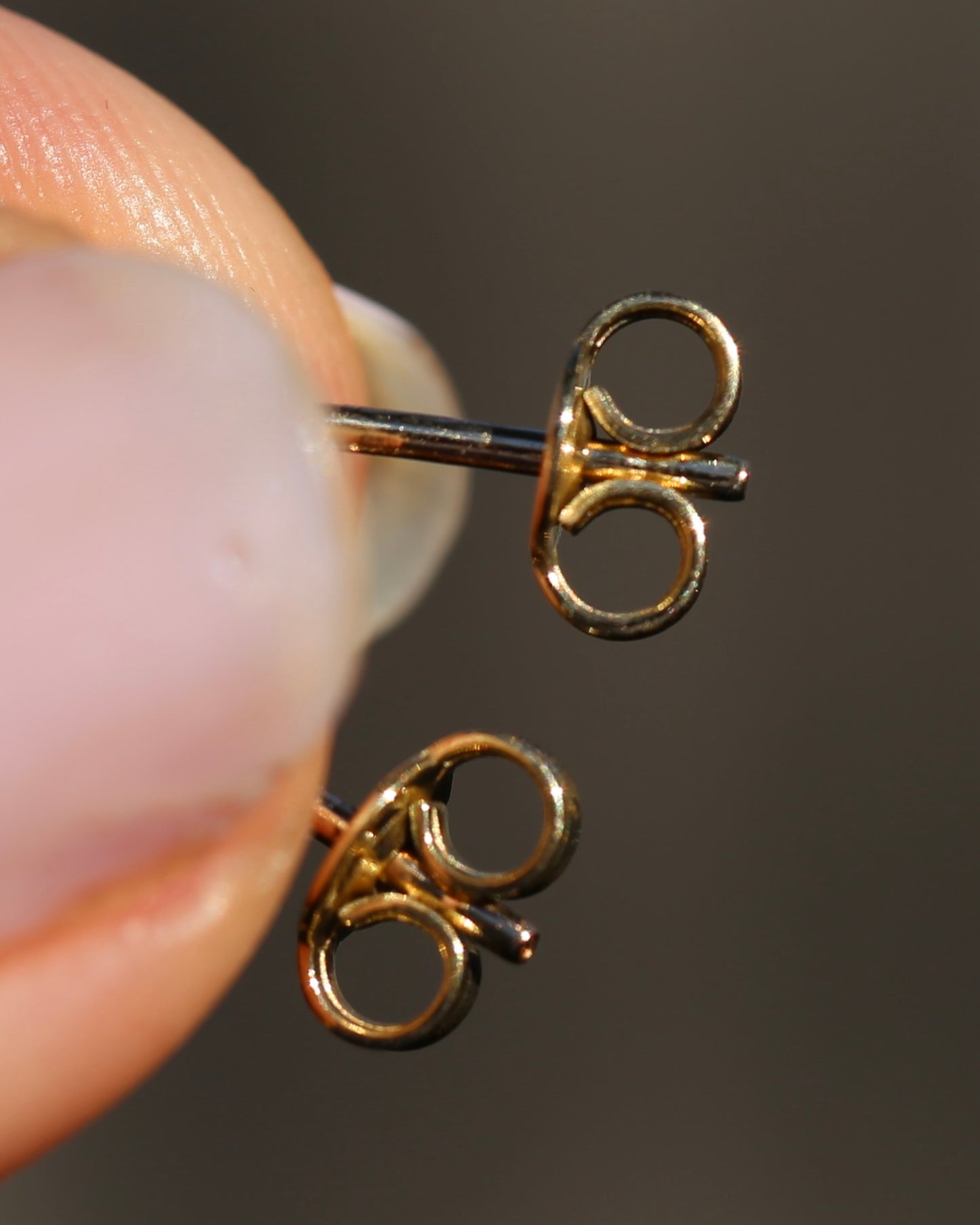 0.9ct Natural Blue and Teal Sapphire Studs, 9ct Yellow Gold, 0.92g