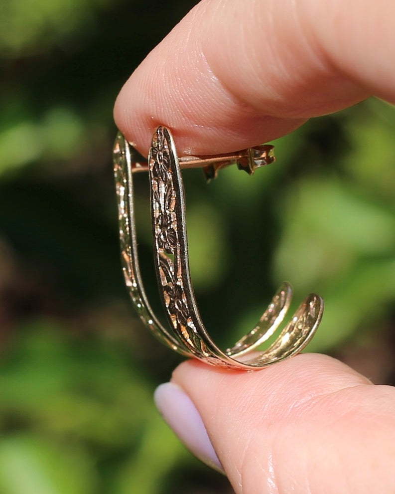 Floral Hand Carved 9ct Yellow Gold Earrings - Studs-, 9ct Yellow Gold, 3.13g