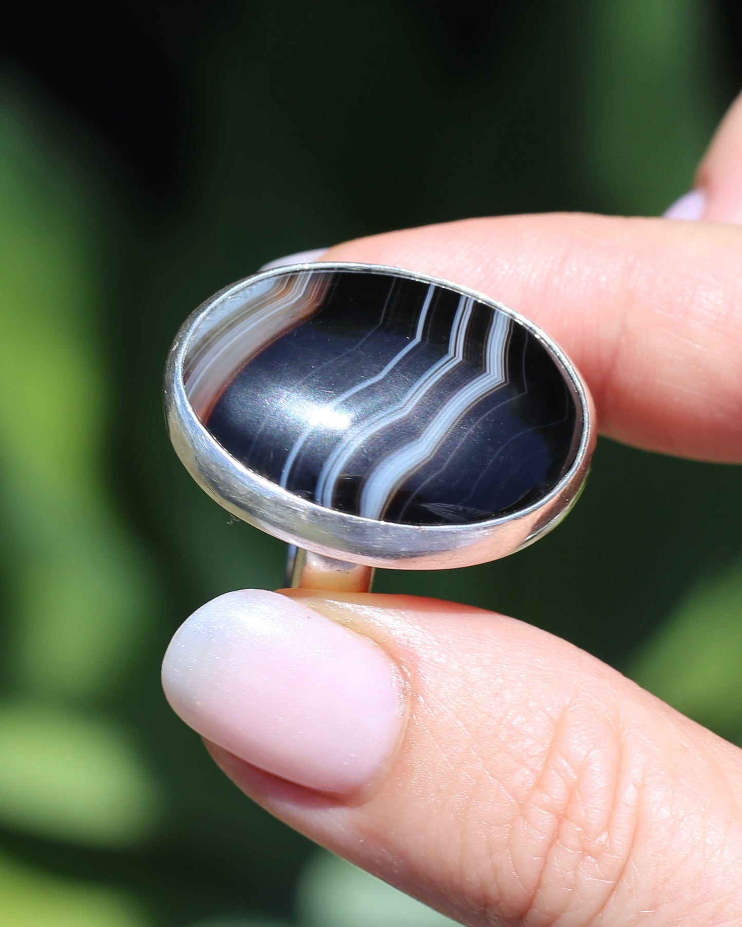 Chunky Bezel Set Natural Banded Agate Ring, Sterling Silver, size R or 8.5 (might feel half a size smaller), 19.7g