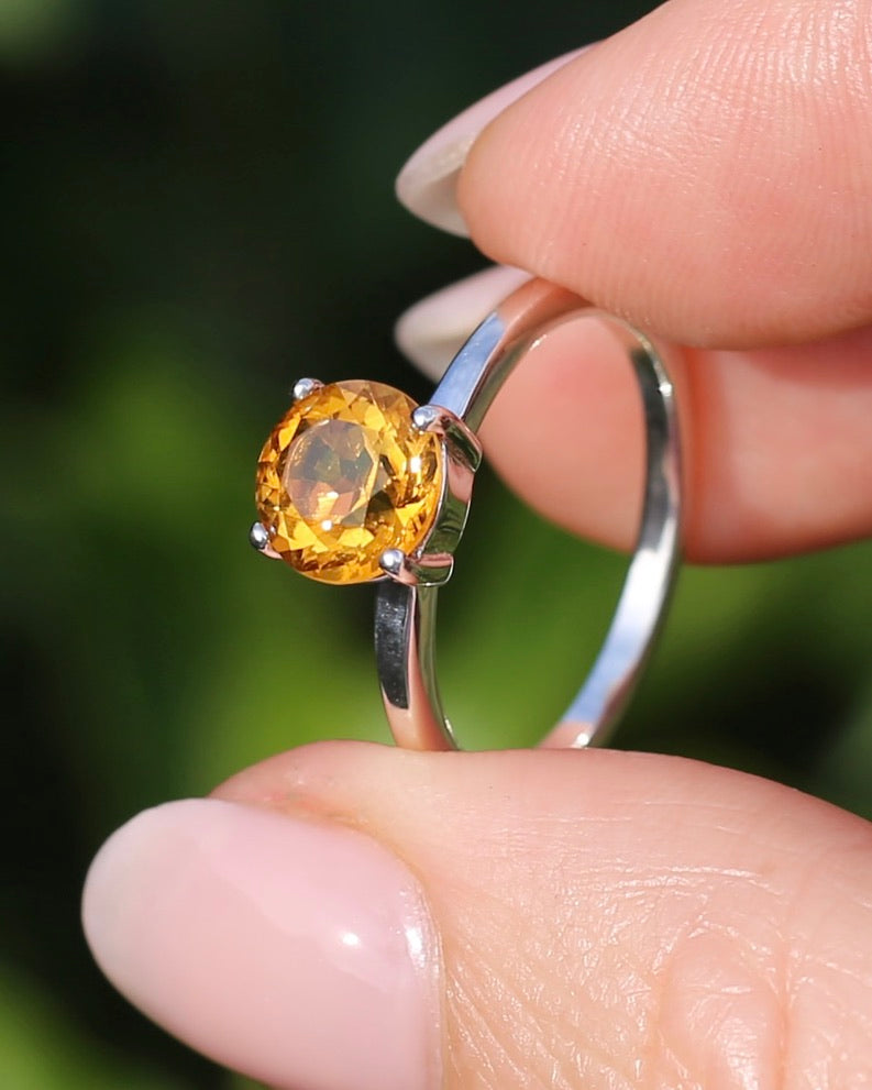 Vibrant Orange Citrine Ring, Sterling Silver, size P or 7.5, 3.1g