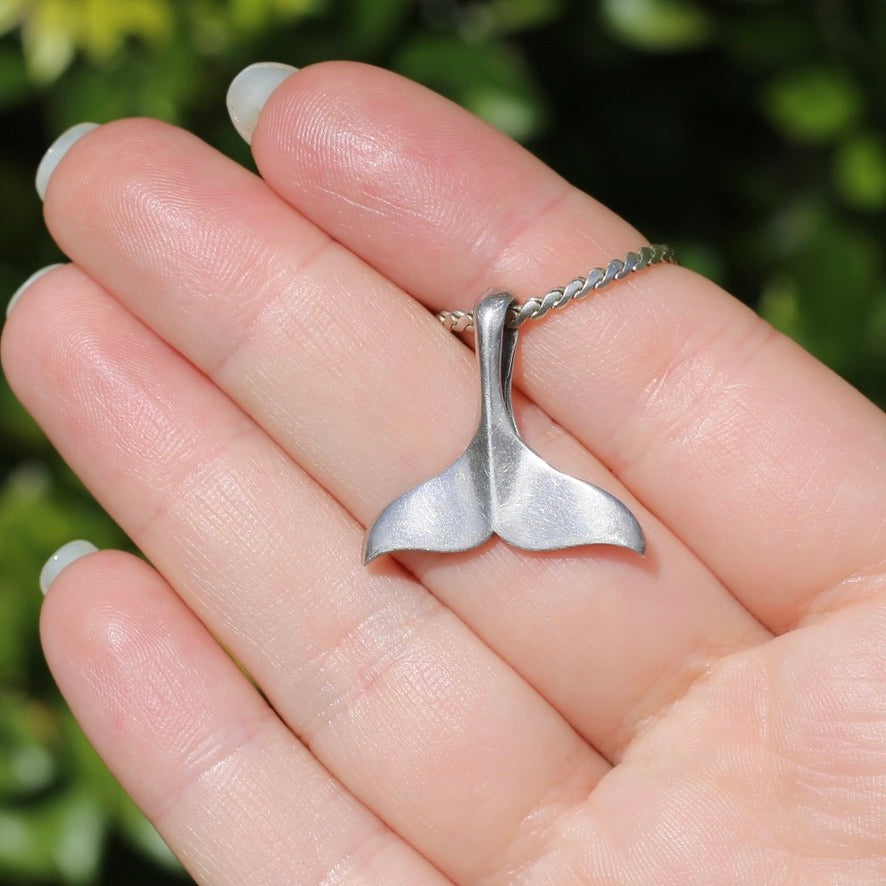 Vintage Silver Whale Tail Pendant, 2.22g