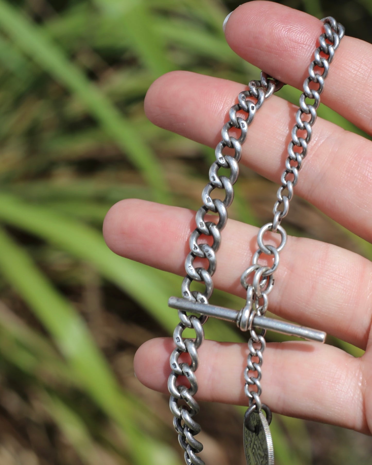 1907 Single Graduated Chester Made Curb Watch Chain with T-bar and 1945 Threepence and Single Albert Clasp, 30cm or 11.75 inches, 30.54g
