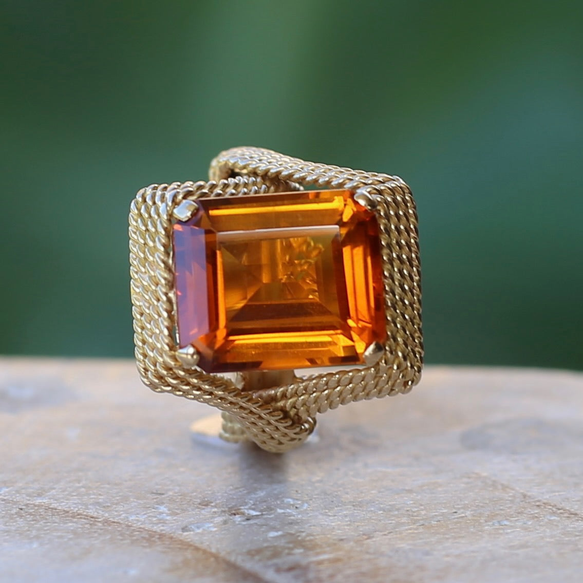 Italian Mid Centuty Chain Link 18ct Gold Cocktail Ring with Emerald Cut Orange Sapphire, 18ct Yellow Gold, size O or 7.25