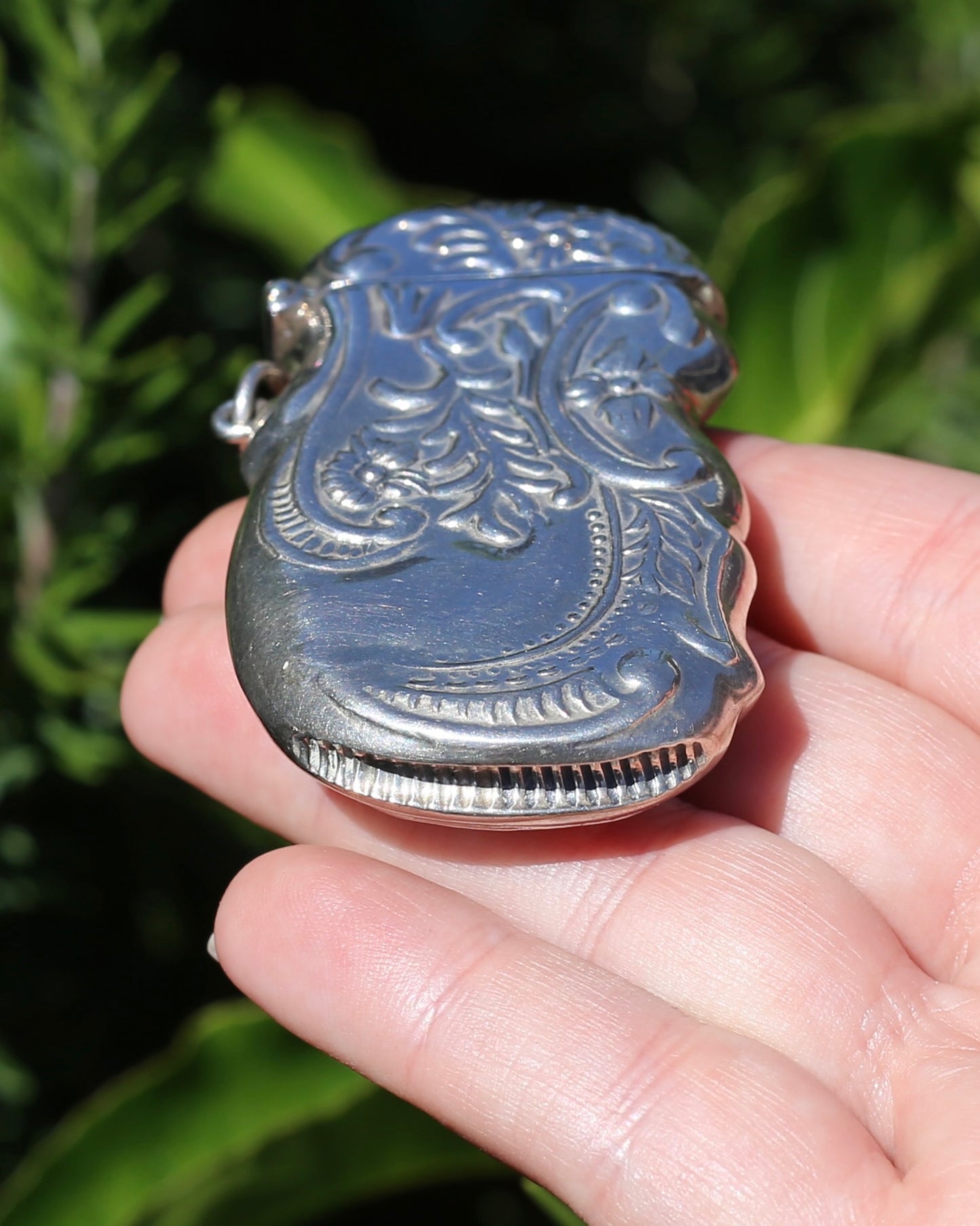 Art Nouveau Inspired Floral Repousse Vesta Case, Sterling Silver, 30.6g