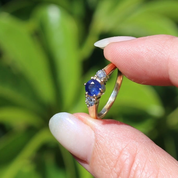 Bright Blue Natural Sapphire and Diamond Trilogy Ring, 18ct Yellow Gold, size K or 5.5