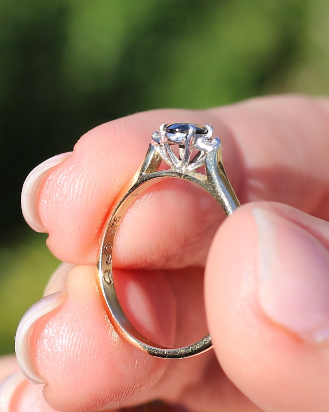 Dark Australian Sapphire and Diamond Dainty Trilogy, 9ct Yellow and White Gold, M1/2 or 6.5, 1.75g