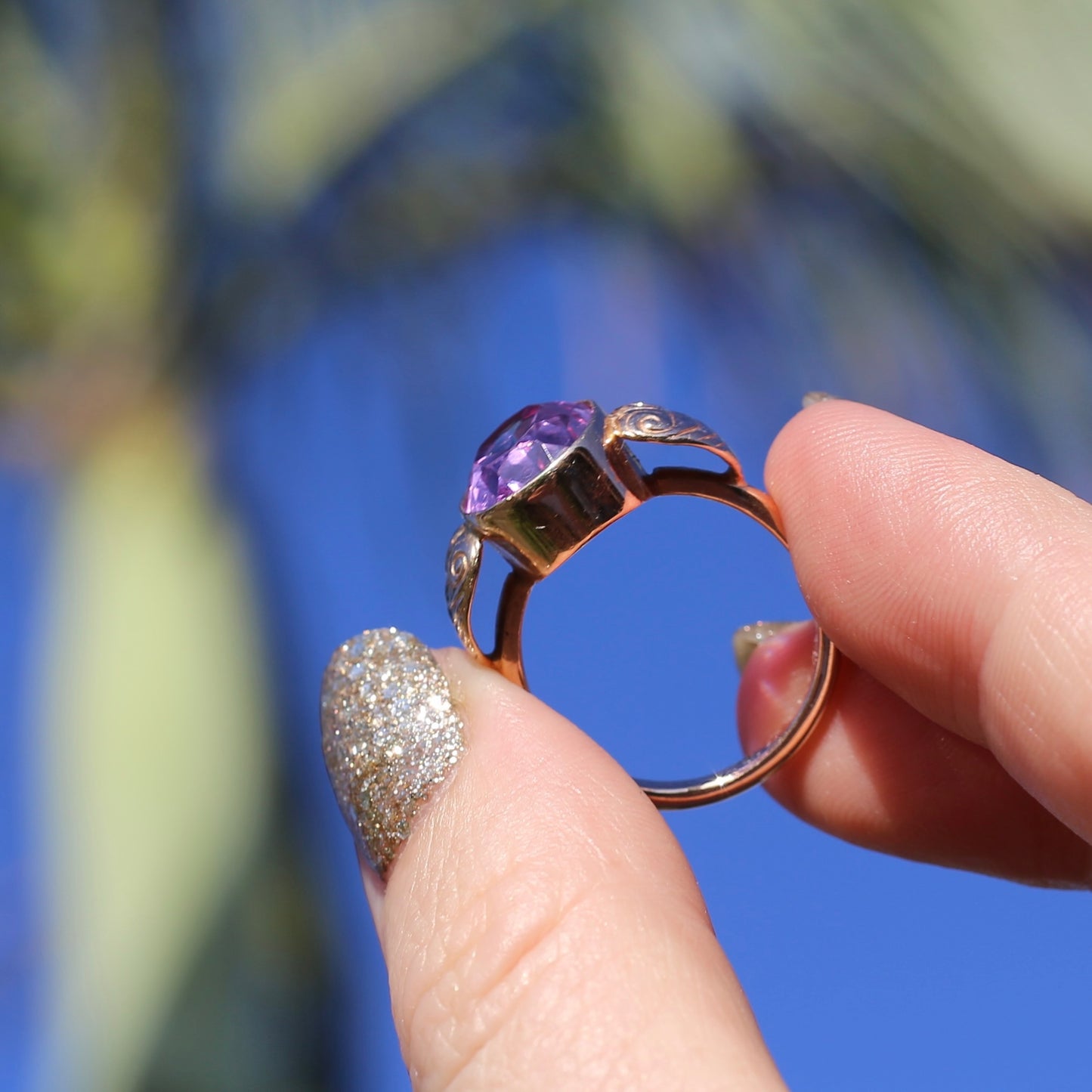 7ct Colour Change Sapphire Russian Cocktail Ring 1960s-1970s, 14ct Rose Gold, size Q or 8.25