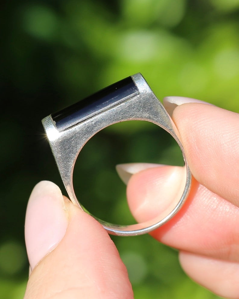 Curved Onyx and Silver Ring, Sterling Silver, Size V1/2 or 10.75, 8.4g