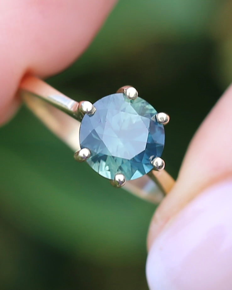 2.95ct Unheated Parti Sapphire Solitaire, 9ct Yellow Gold, size O or 7.5, 3.05g
