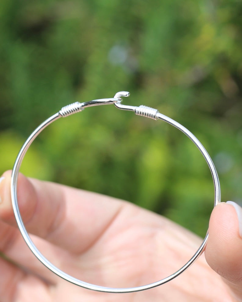 Silver Knot Link Double Wire Hook Bangle, Sterling Silver, 8.13g