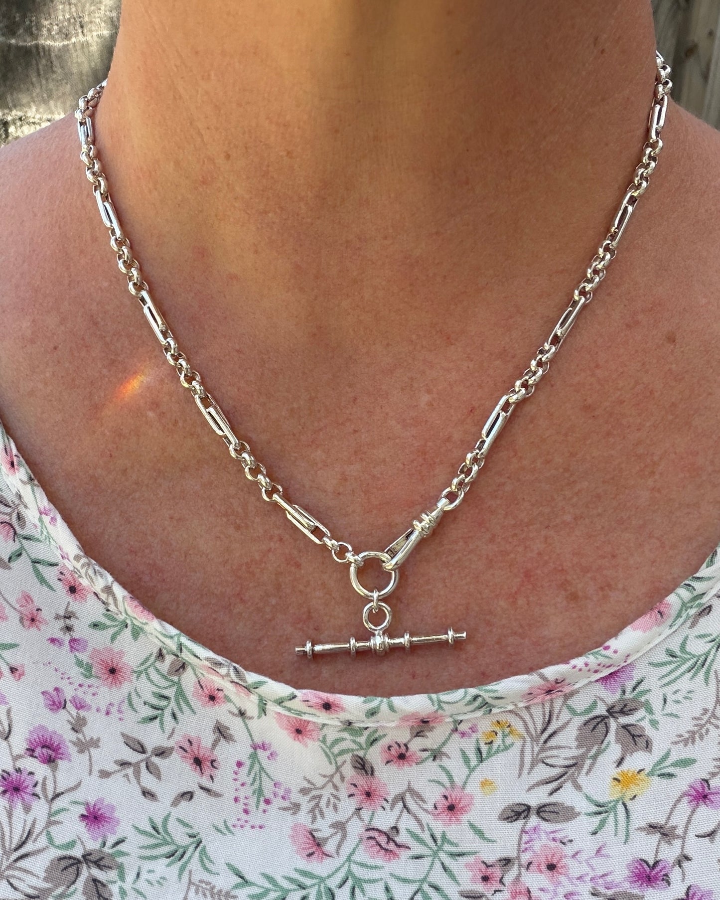 Trombone and Belcher Chain with Single Albert Swivel Clasp and T-bar, 45cm or 17.75 inches, 17.8g
