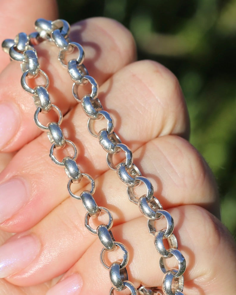 Chunky Silver Belcher Chain With Italian Bolt Clasp and large finals, 45.5cm or 18 inches, 36.9g