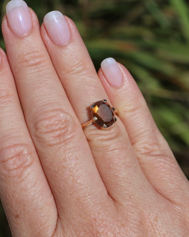 ON HOLD 3.95ct Fancy Cut Tanzanian Umba Sapphire in Vintage 9ct Yellow Gold, size L or 5.75, 2.80g