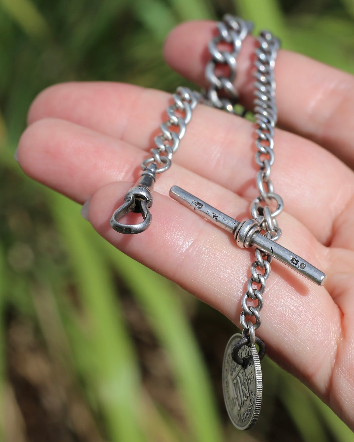 1907 Single Graduated Chester Made Curb Watch Chain with T-bar and 1945 Threepence and Single Albert Clasp, 30cm or 11.75 inches, 30.54g
