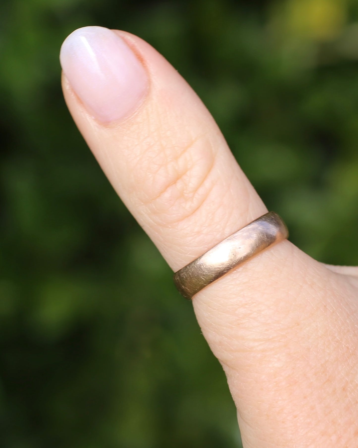 Vintage Rosey Gold Half Round Chunky Wedder, 9ct Old Rosey Gold, size 9 or R1/2 (fits more like a Q1/2-R due to width)