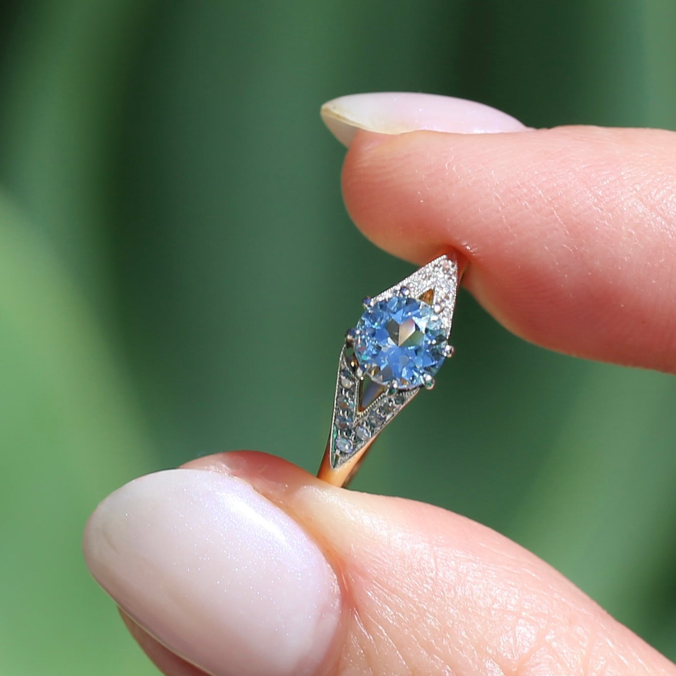 Pristine Early Australian 1930s Dunklings Blue Zircon & Diamond RIng, size L or just over 5.5