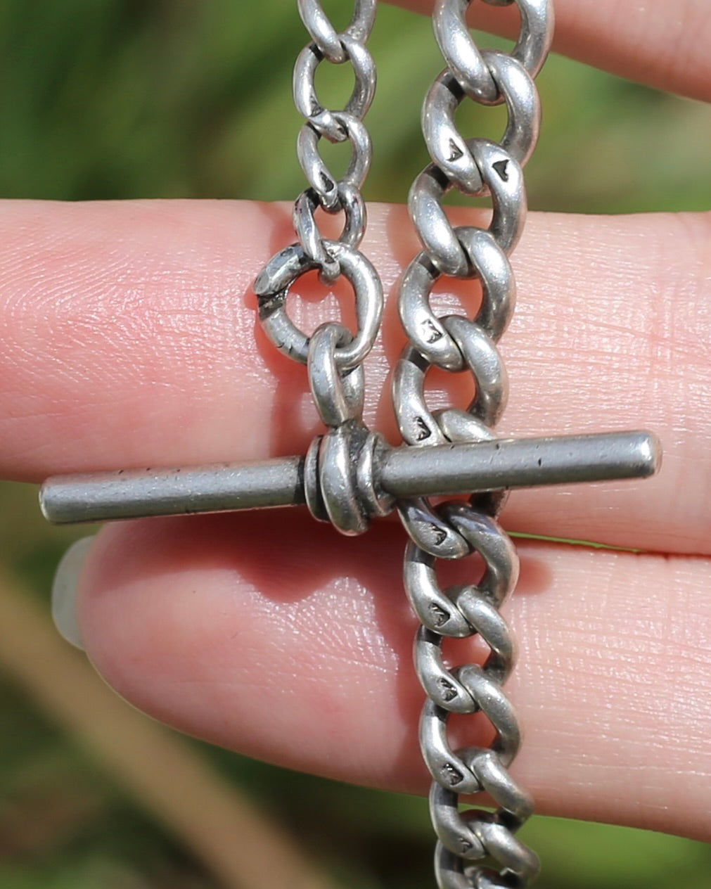 Single Graduated British Made Curb Watch Chain with T-bar and Single Albert Clasp, 19.1g, 26.5cm or 10.5 inches