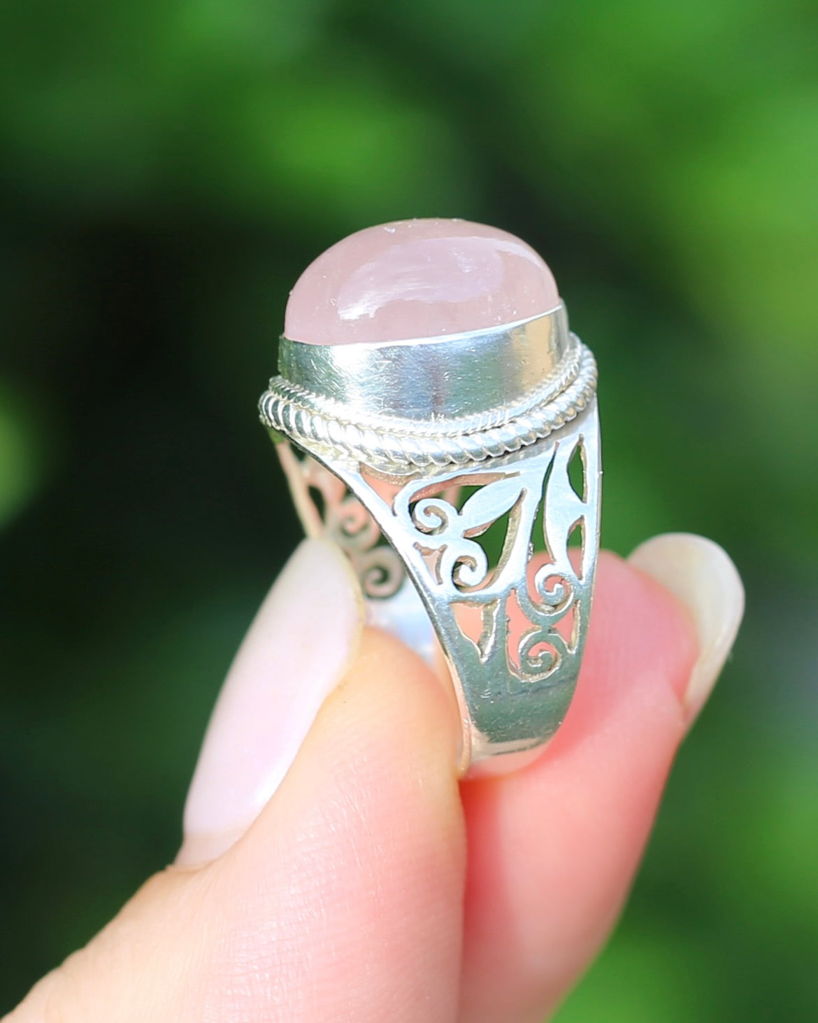 Rose Quartz Cabochon Ring, Sterling Silver, size P or 7.5 - fits more like an O or 7.25, 6.3g