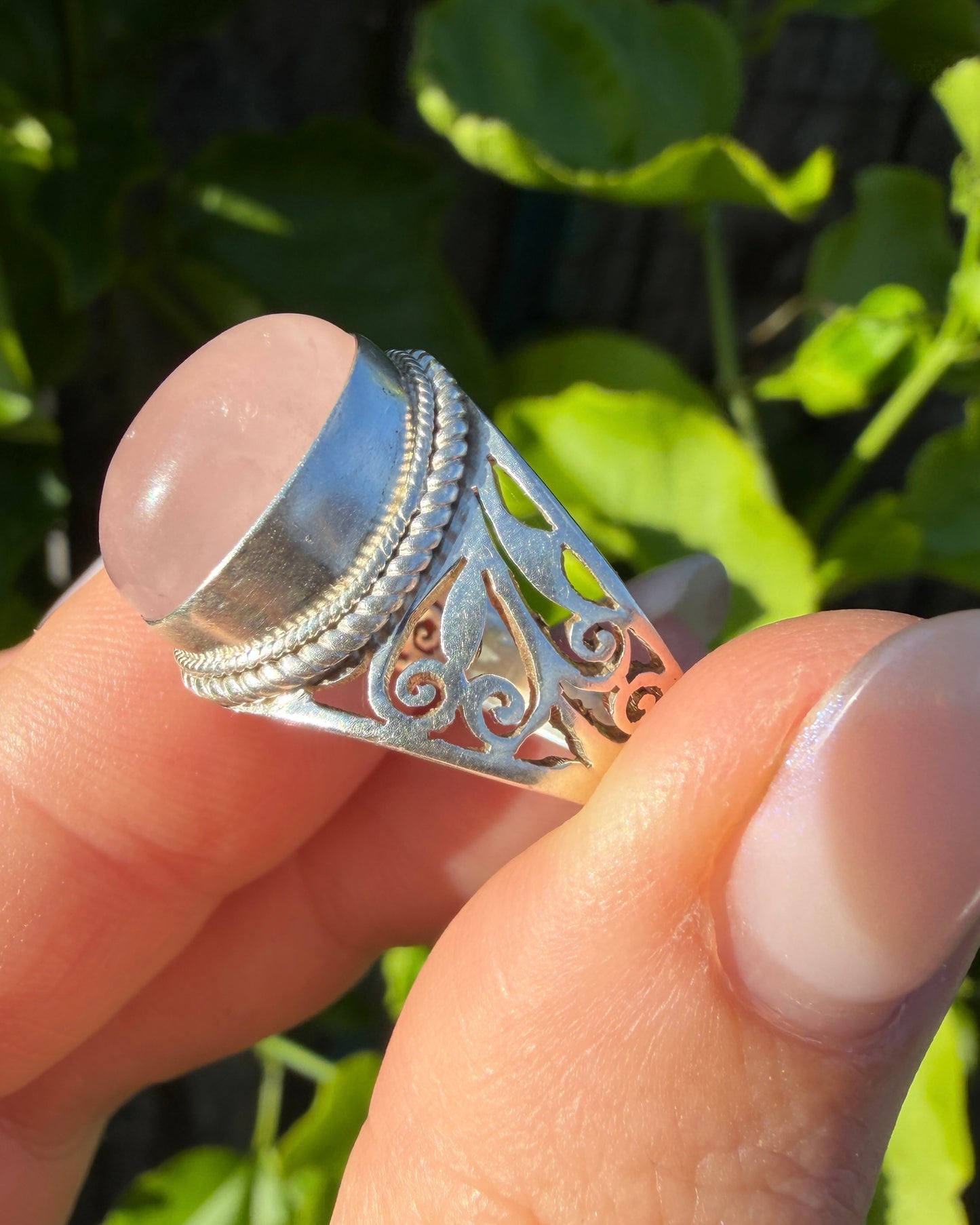 Rose Quartz Cabochon Ring, Sterling Silver, size P or 7.5 - fits more like an O or 7.25, 6.3g