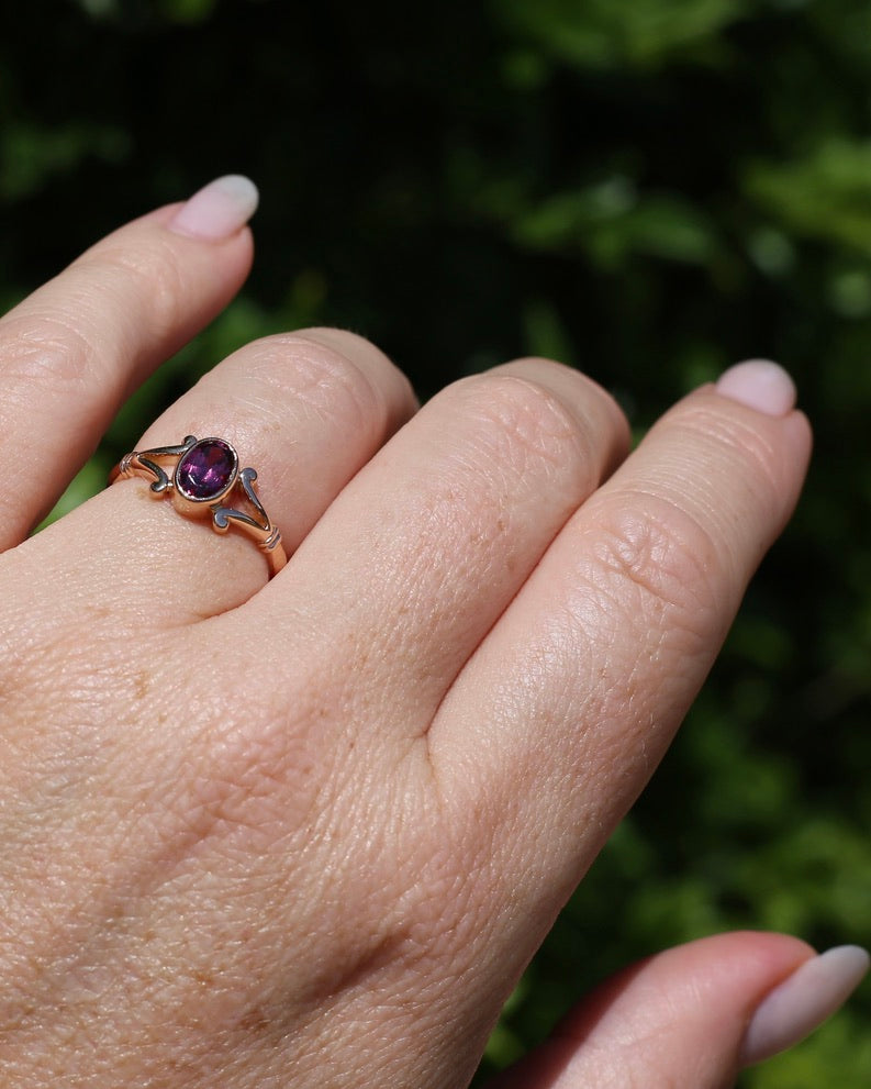 1996 Australian Made Bezel Set Rhodolite Garnet, 9ct Rose Gold, size O or just over 7, 2.60g