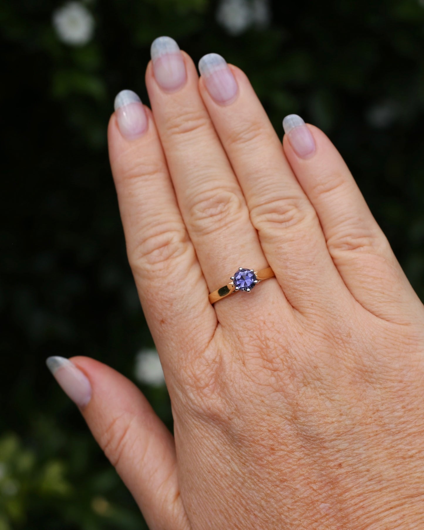 Hand Carved Australian Iolite Solitaire Ring, 9ct White and Yellow Gold, size S1/2 or 9.25, 3.03g