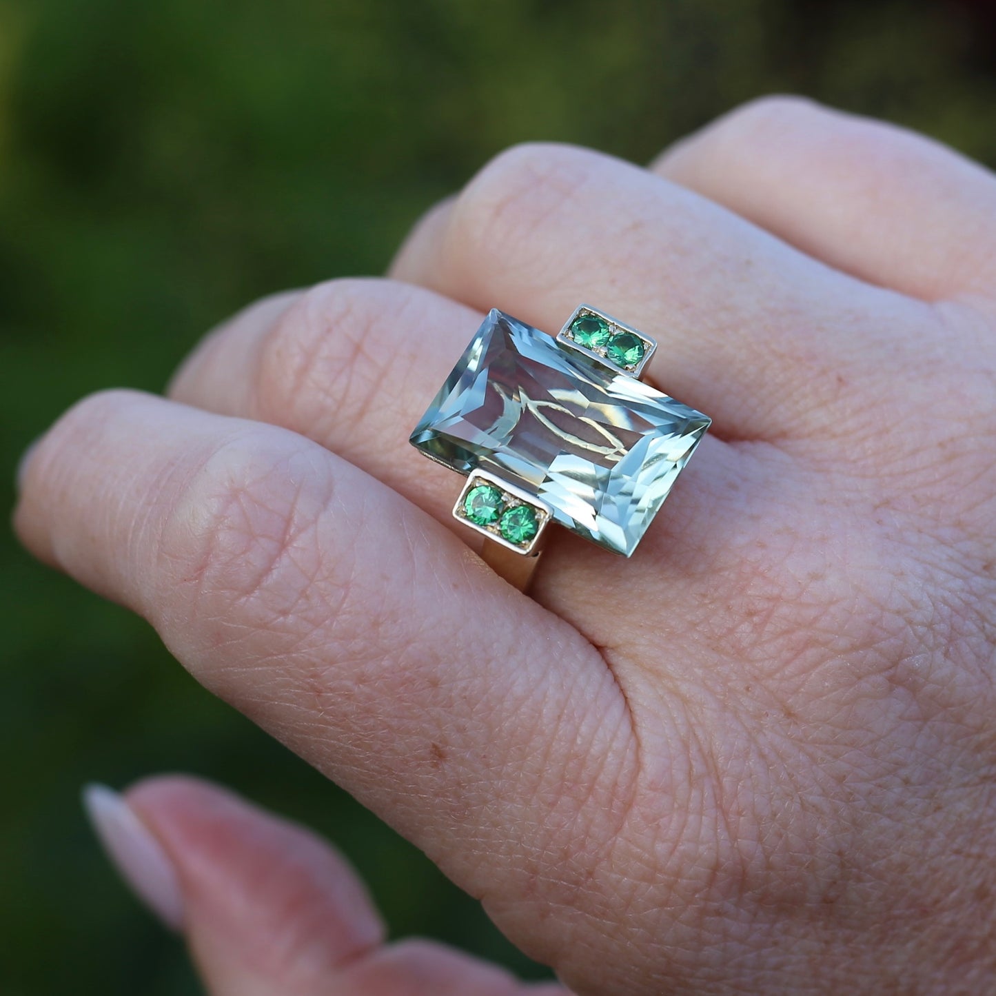 Vintage 15ct Prasiolite Green Quartz and Chrome Diopside Cocktail Ring, size U or 10