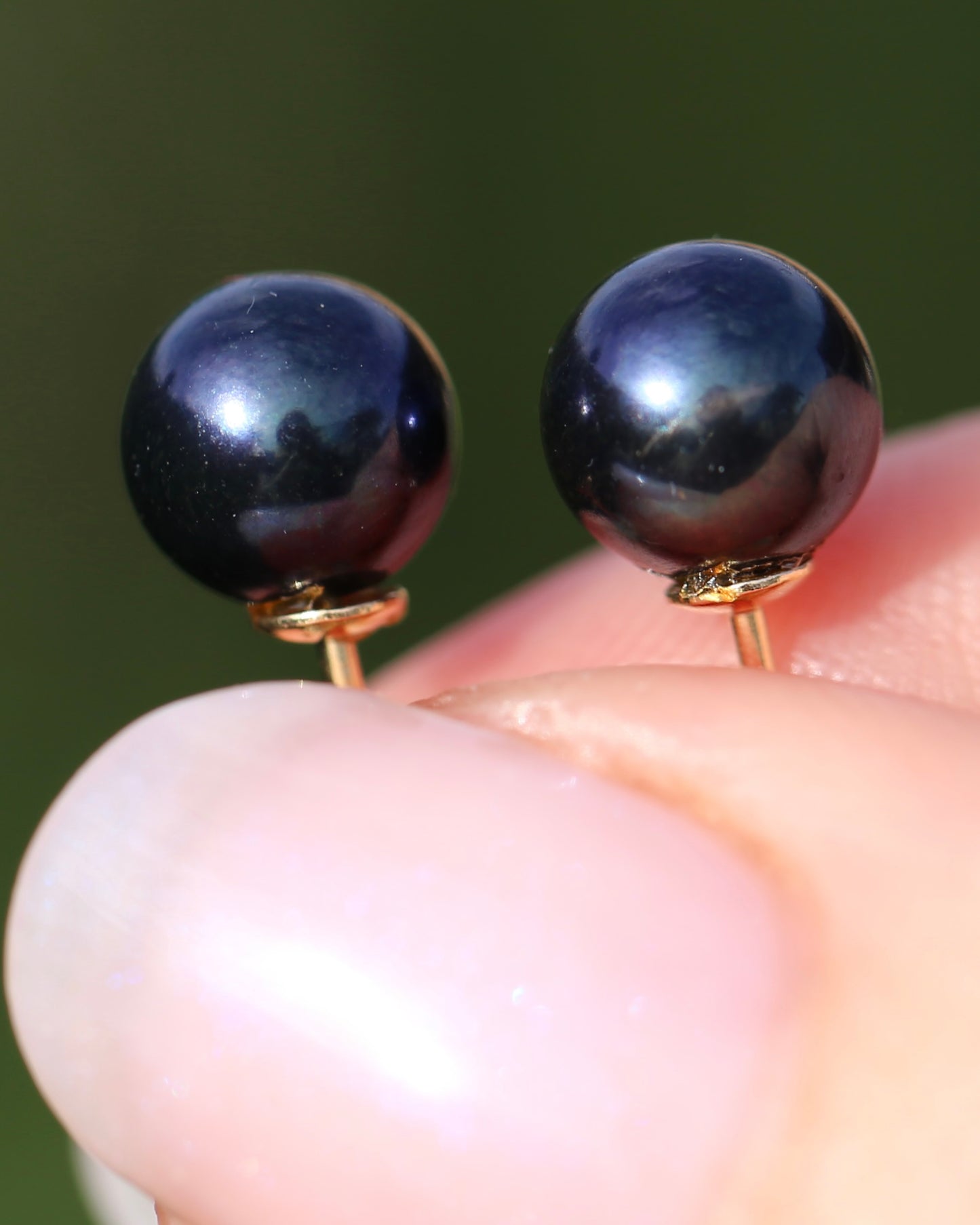 7mm Dyed Freshwater Pearl Studs, 14ct Yellow Gold, 1.38g