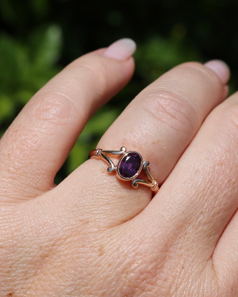 1996 Australian Made Bezel Set Rhodolite Garnet, 9ct Rose Gold, size O or just over 7, 2.60g