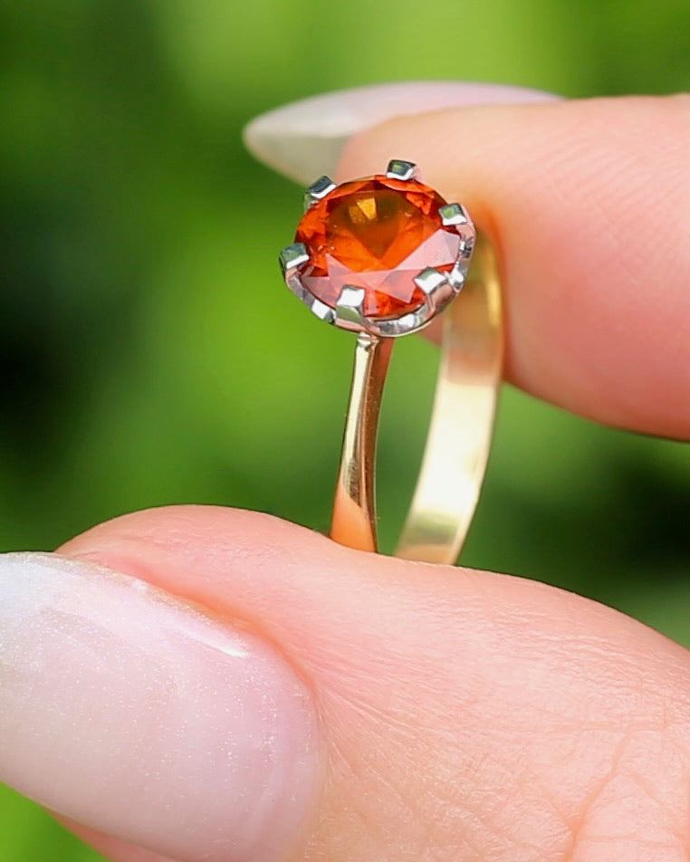 East African 1.28ct Vivid Orange Spessartite Garnet, Vintage 18ct Mixed Metal Setting, size L or 5.75 with valuation