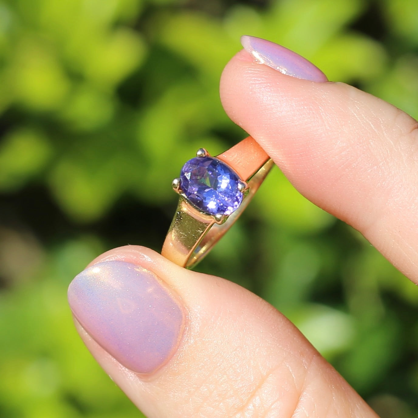 1.25ct Oval Tanzanite Ring, 14ct Yellow Gold, size N or just over 6.5