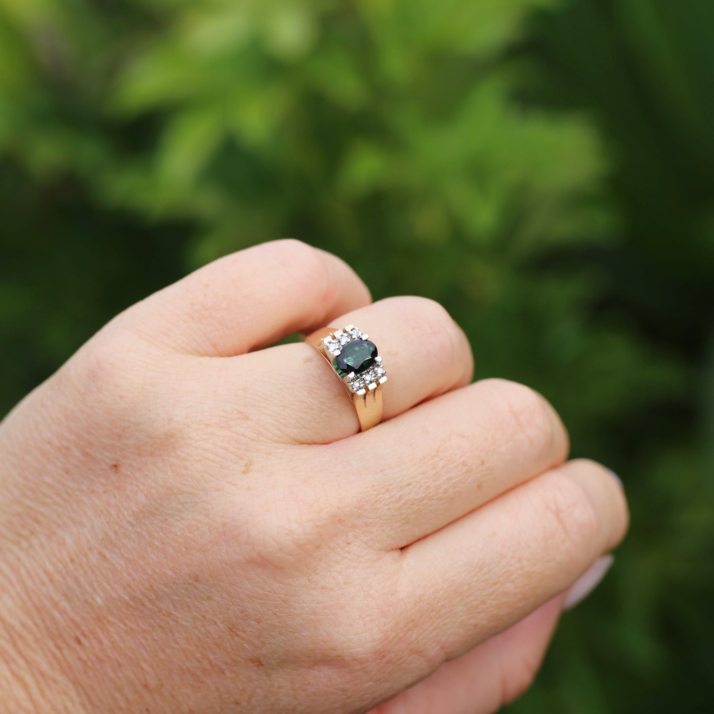 0.95ct Green Tourmaline and Diamond High Set Ring, 9ct White and Yellow Gold, size O or just over 7