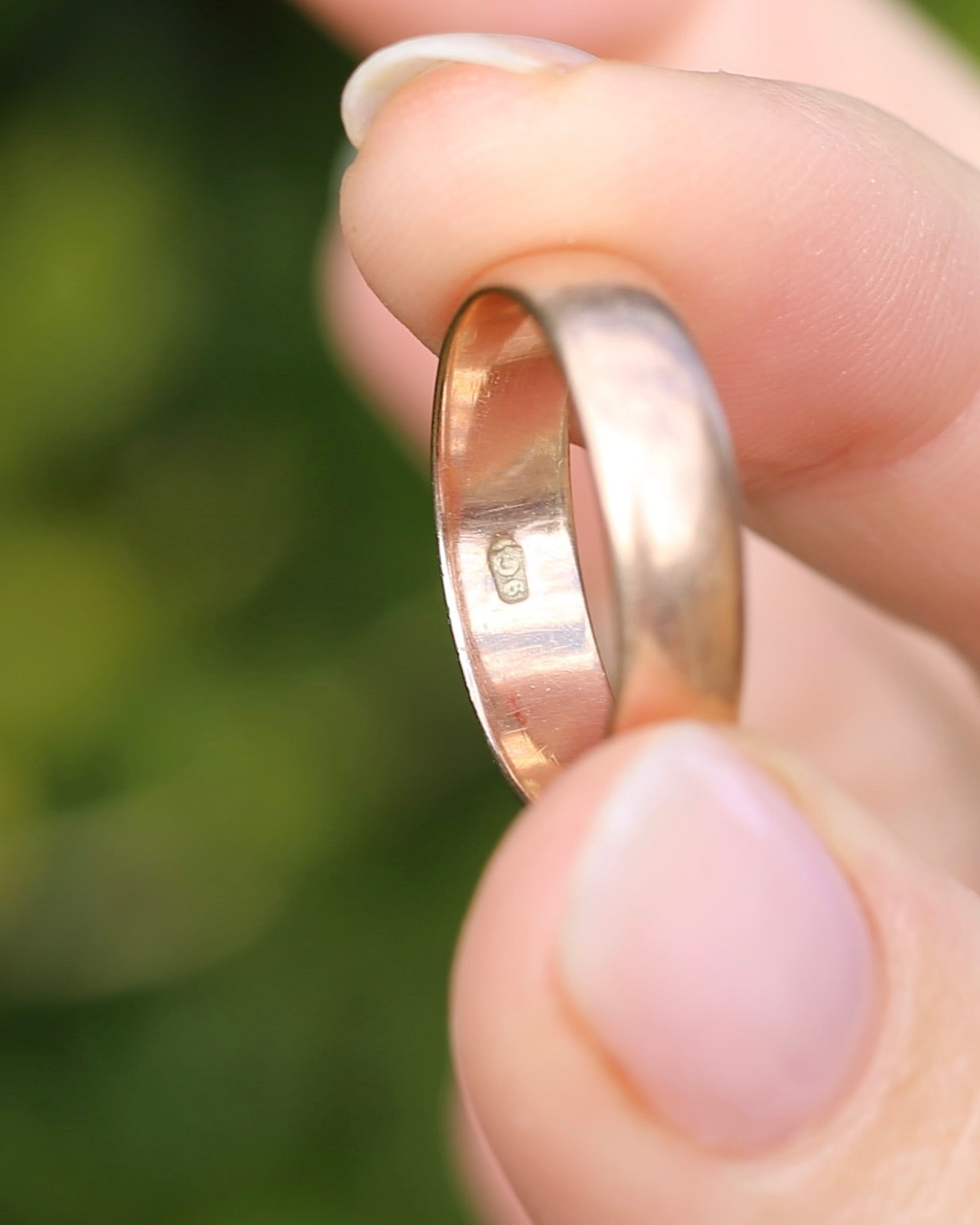 Vintage Rosey Gold Half Round Chunky Wedder, 9ct Old Rosey Gold, size 9 or R1/2 (fits more like a Q1/2-R due to width)