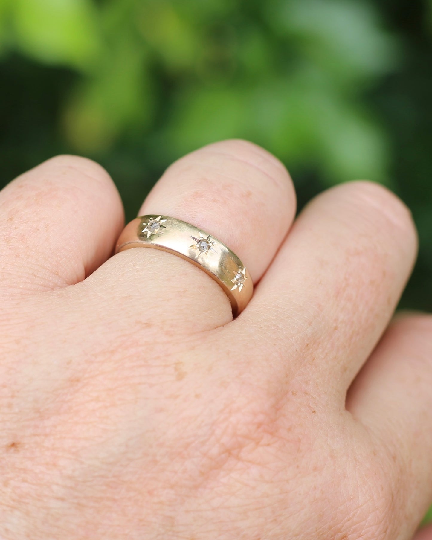 Reclaimed 9ct Yellow Gold Ring Star Set with 3 Rose Cut Diamonds, size O1/2 or 7.25 (fits about N1/2 or 7 due to width and chunk)