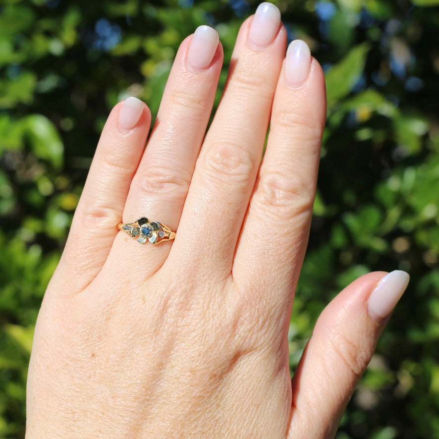 Unique Parti Sapphire and Diamond Flower Ring, 18ct Yellow Gold, size N or just over 6.5