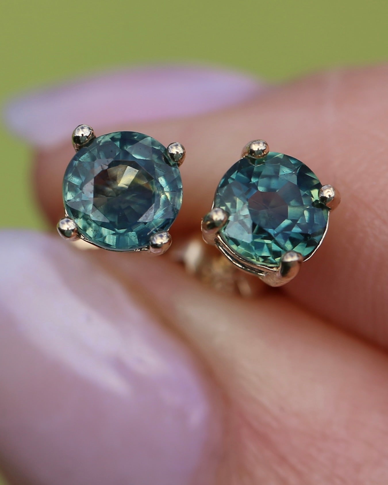 1.3ct Parti Sapphire Studs, 9ct Yellow Gold, 0.83g