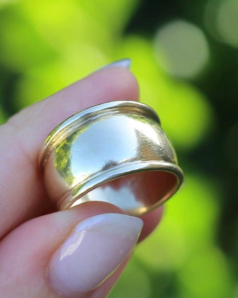 Chunky 12.8mm Domed Ring, 9ct Yellow Gold, size P1/2 or 8 (fits more like O1/2), 5.66g