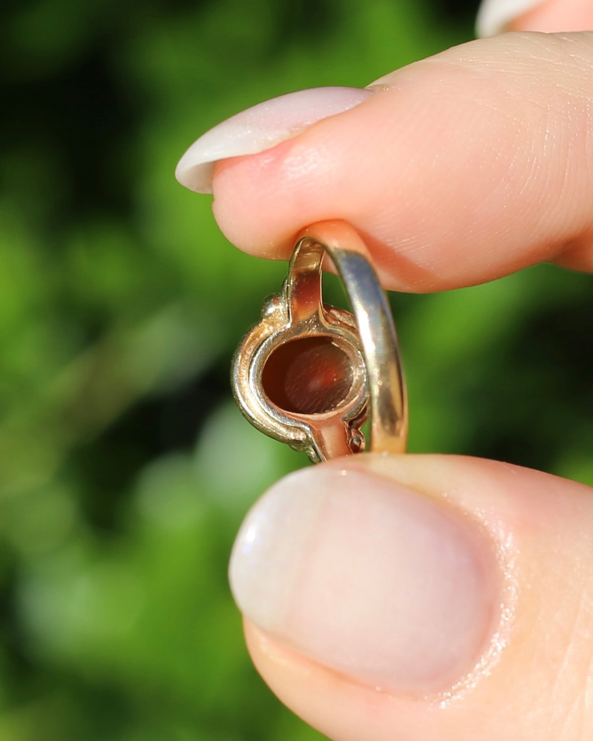 Bezel Set Carnelian Cabochon Signet Type Ring, 9ct Yellow Gold, size I1/2 or 4.5