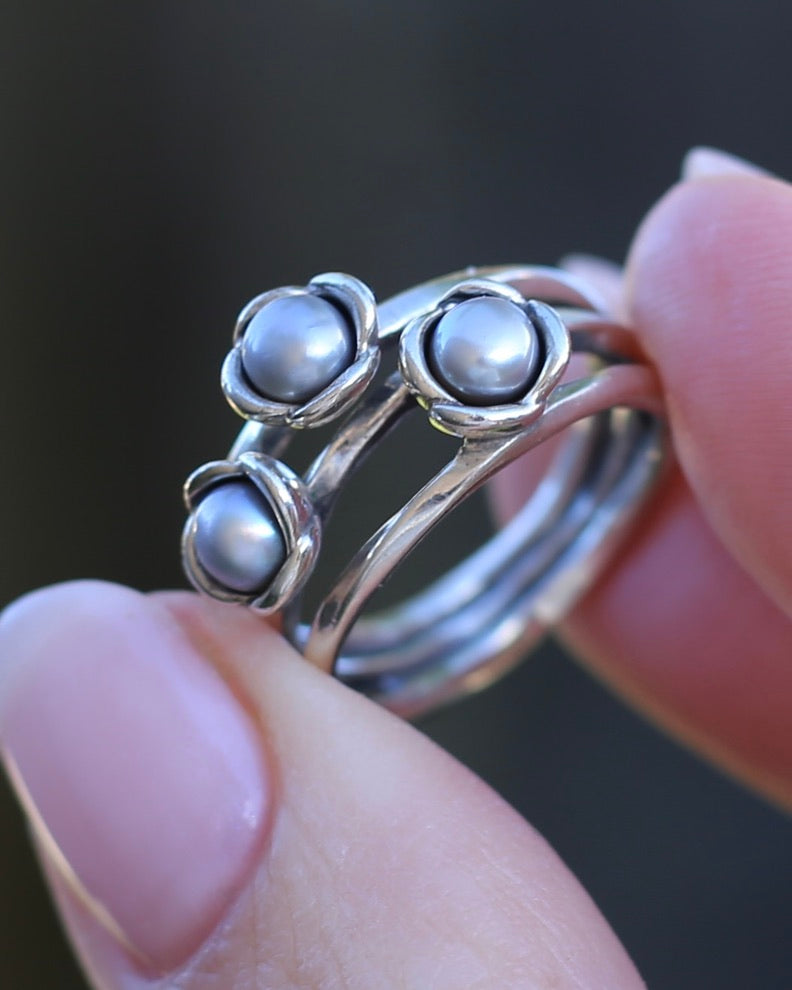 Grey Cultured Pearl Ring, Sterling Silver, size N or just over 6.5, 5.88g