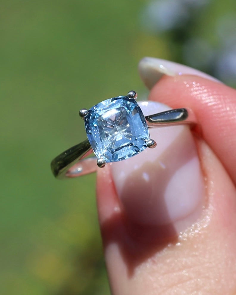 2.35ct Cushion Cut Blue Topaz Ring, Sterling Silver, size O1/2 or 7.25, 2.35g